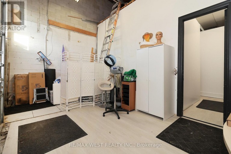 24 - 90 WINGES ROAD, Vaughan (Pine Valley Business Park), Ontario, L4L6A9