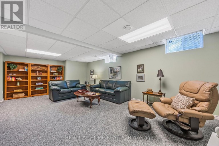 57 HIGHLAND DRIVE, Oro-Medonte (Horseshoe Valley), Ontario, L0L2L0
