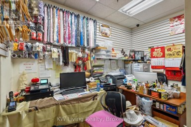 15 & 16 - 975 PACIFIC GATE Mississauga (Northeast) Ontario photo 15