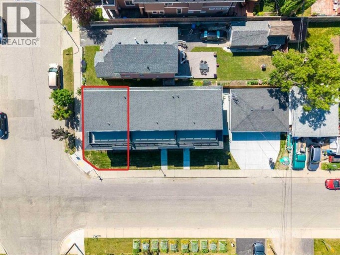 73 7 Street NE, Calgary, Alberta, T2E4B6