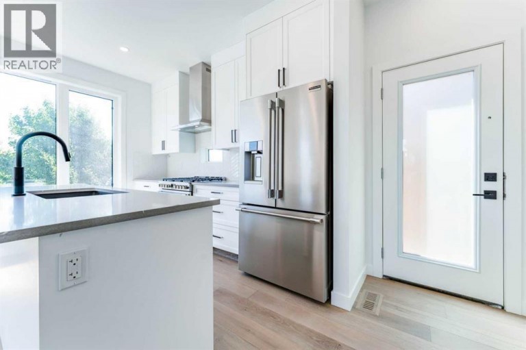 73 7 Street NE, Calgary, Alberta, T2E4B6