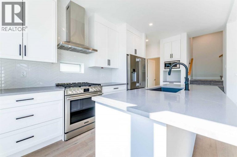 73 7 Street NE, Calgary, Alberta, T2E4B6