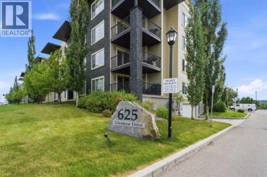 1110, 625 Glenbow Drive Cochrane Alberta photo 2