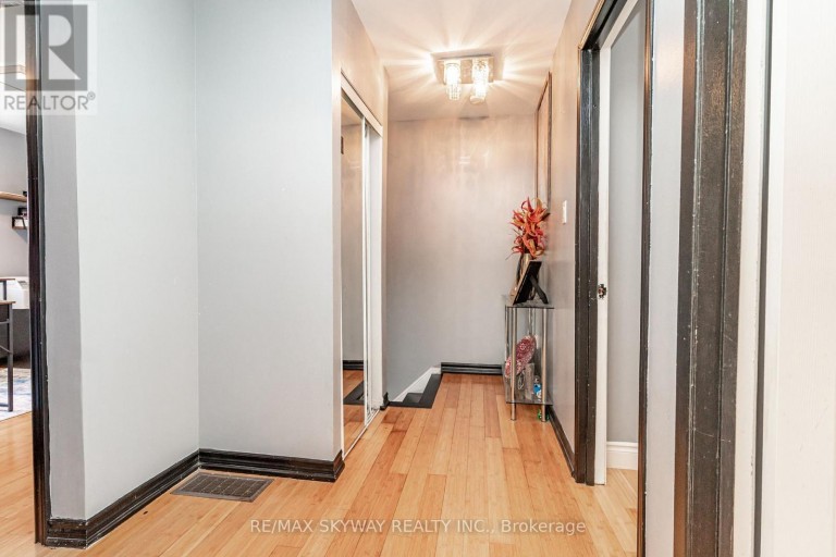 52 CHARTERS ROAD, Brampton (Madoc), Ontario, L6V2S5