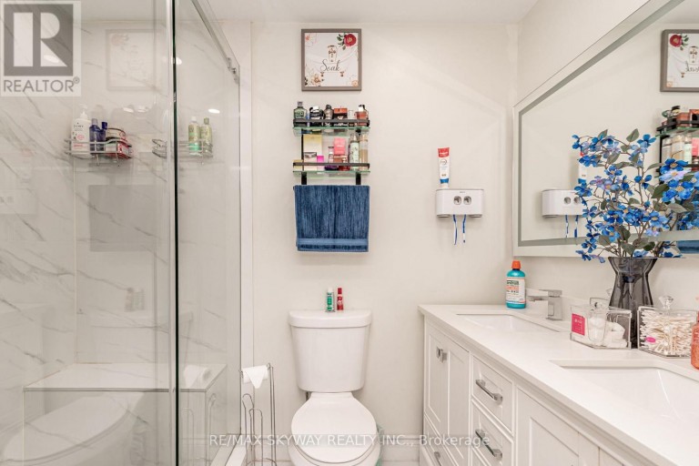 52 CHARTERS ROAD, Brampton (Madoc), Ontario, L6V2S5