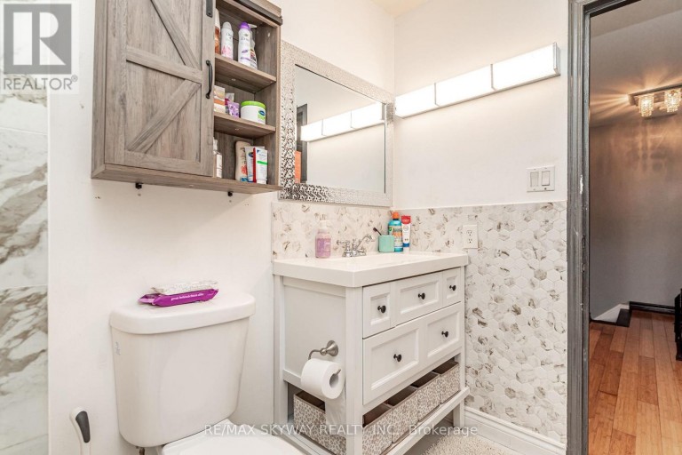 52 CHARTERS ROAD, Brampton (Madoc), Ontario, L6V2S5