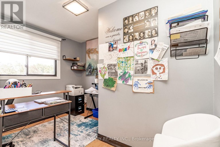 52 CHARTERS ROAD, Brampton (Madoc), Ontario, L6V2S5