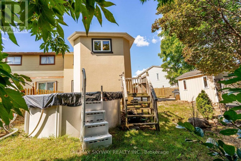 52 CHARTERS ROAD, Brampton (Madoc), Ontario, L6V2S5