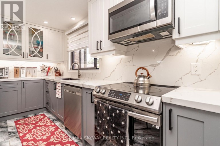 52 CHARTERS ROAD, Brampton (Madoc), Ontario, L6V2S5