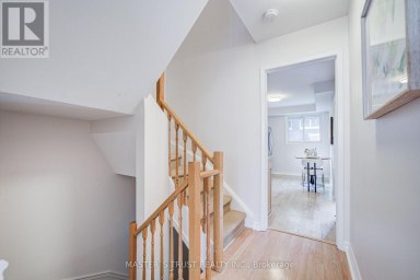 35 BARDS WALKWAY Toronto (Pleasant View) Ontario photo 15