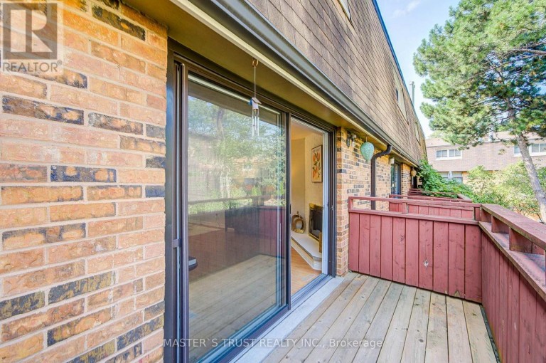 35 BARDS WALKWAY, Toronto (Pleasant View), Ontario, M2J4T8