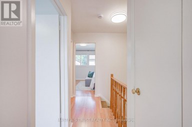 35 BARDS WALKWAY Toronto (Pleasant View) Ontario photo 36
