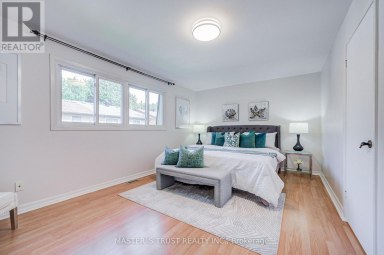35 BARDS WALKWAY Toronto (Pleasant View) Ontario photo 37