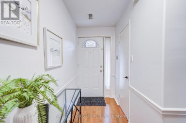 35 BARDS WALKWAY Toronto (Pleasant View) Ontario photo 4