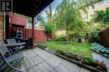35 BARDS WALKWAY Toronto (Pleasant View) Ontario photo 48