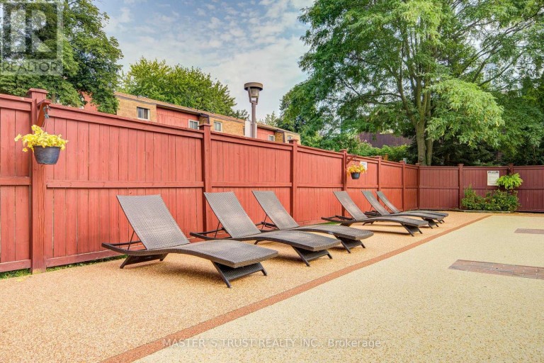 35 BARDS WALKWAY, Toronto (Pleasant View), Ontario, M2J4T8