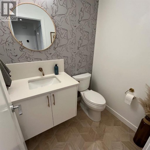 3 Glenway Drive SW, Calgary, Alberta, T3E4T7