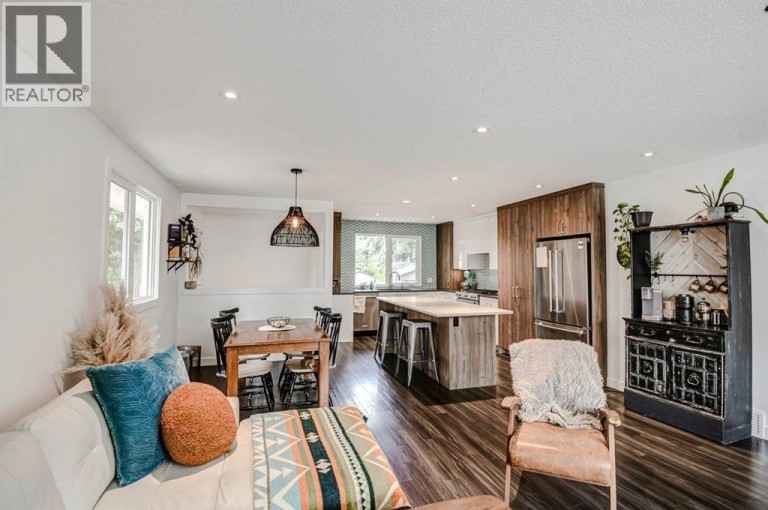 3 Glenway Drive SW, Calgary, Alberta, T3E4T7
