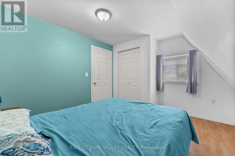 38922 41 HIGHWAY, Laurentian Valley, Ontario, K8A6W4