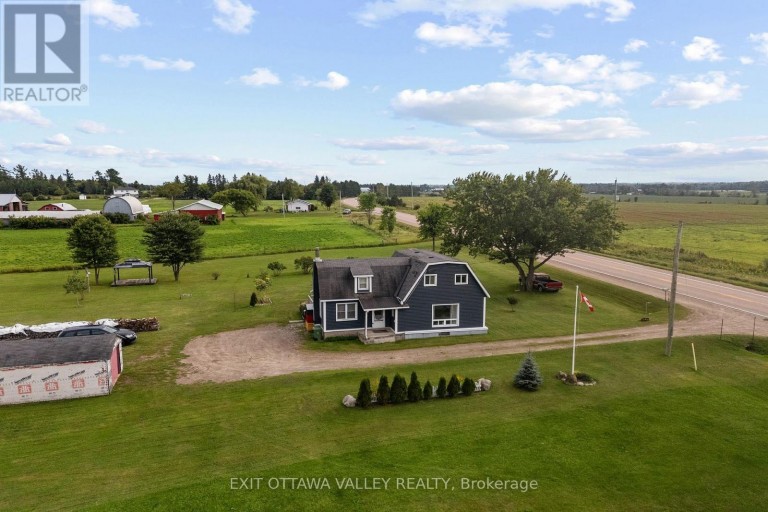 38922 41 HIGHWAY, Laurentian Valley, Ontario, K8A6W4