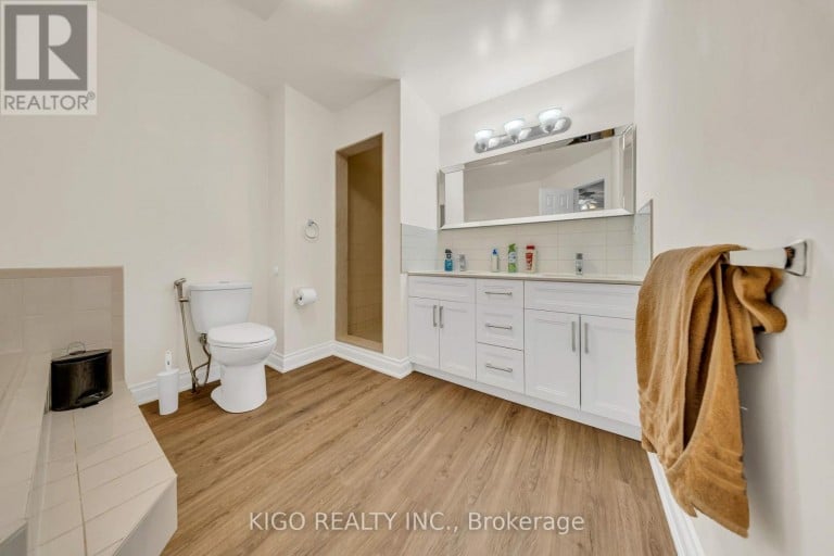 191 LIVINGSTONE STREET W, Barrie (Sunnidale), Ontario, L4N6Z9