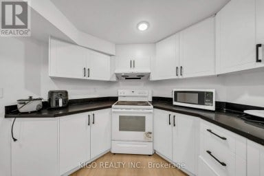 191 LIVINGSTONE STREET W Barrie (Sunnidale) Ontario photo 34