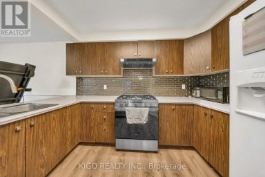 191 LIVINGSTONE STREET W Barrie (Sunnidale) Ontario photo 9