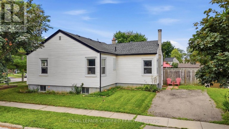 18 COVENTRY STREET, St. Catharines (E. Chester), Ontario, L2R6X7
