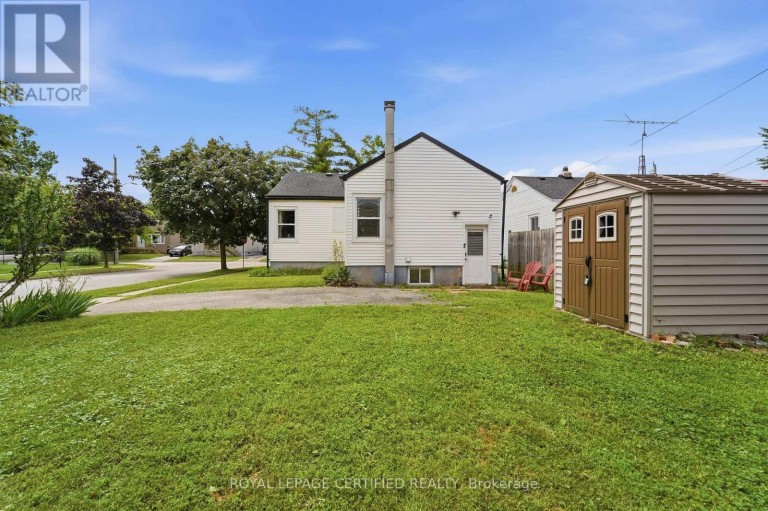 18 COVENTRY STREET, St. Catharines (E. Chester), Ontario, L2R6X7