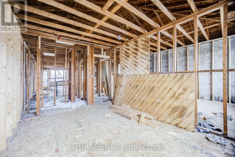 374 ATLAS AVENUE, Toronto (Oakwood Village), Ontario, M6C3P9
