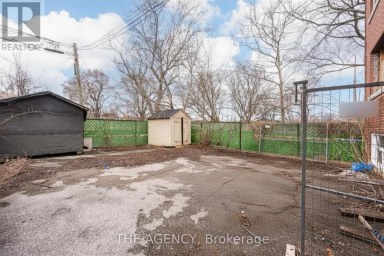 374 ATLAS AVENUE Toronto (Oakwood Village) Ontario photo 6