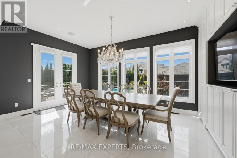 98 ENDLESS CIRCLE, Vaughan (Kleinburg), Ontario, L4H4N8