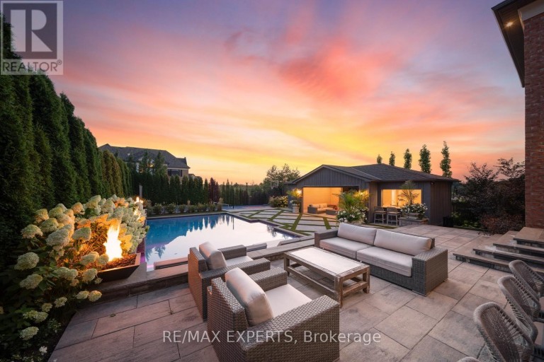 98 ENDLESS CIRCLE, Vaughan (Kleinburg), Ontario, L4H4N8