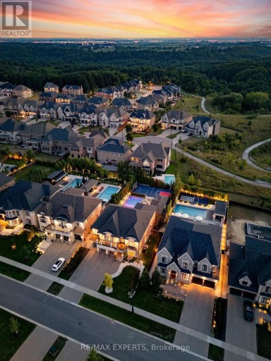 98 ENDLESS CIRCLE, Vaughan (Kleinburg), Ontario, L4H4N8