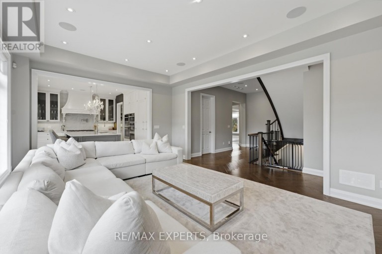98 ENDLESS CIRCLE, Vaughan (Kleinburg), Ontario, L4H4N8