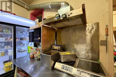 MAIN - 2231 DANFORTH AVENUE Toronto (East End-Danforth) Ontario photo 5