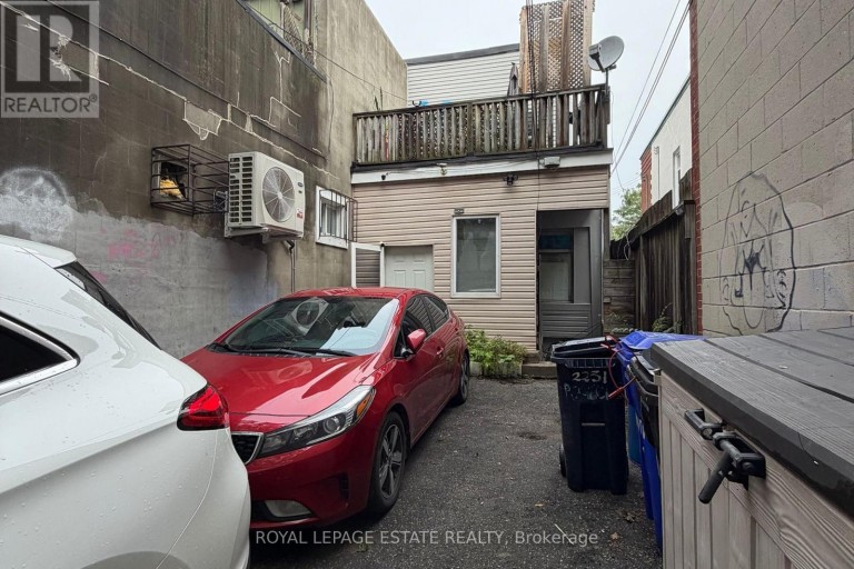MAIN - 2231 DANFORTH AVENUE, Toronto (East End-Danforth), Ontario, M4C1K4