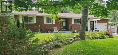 150 LOFTY PINES CRESCENT Gravenhurst (Muskoka (S)) Ontario photo 1