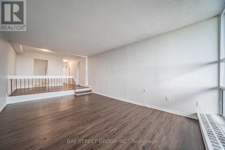 1401 - 4101 SHEPPARD AVENUE E, Toronto (Agincourt South-Malvern West), Ontario, M1S3H3