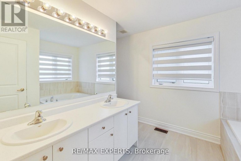 11 UNION BOULEVARD, Wasaga Beach, Ontario, L9Z0M6