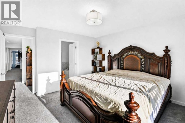 215 Mallard Grove SE, Calgary, Alberta, T3S0B1