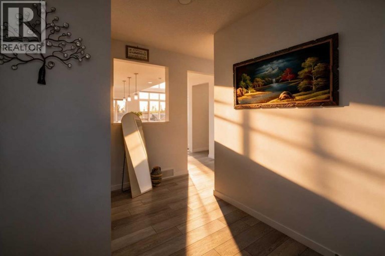 215 Mallard Grove SE, Calgary, Alberta, T3S0B1