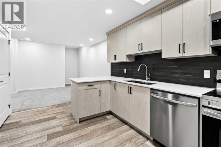 215 Mallard Grove SE, Calgary, Alberta, T3S0B1