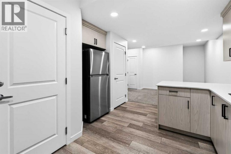 215 Mallard Grove SE, Calgary, Alberta, T3S0B1