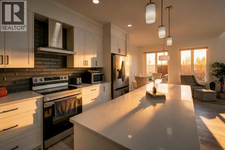 215 Mallard Grove SE, Calgary, Alberta, T3S0B1
