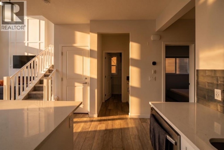 215 Mallard Grove SE, Calgary, Alberta, T3S0B1