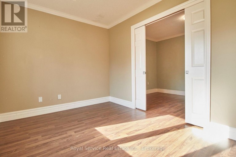650 LAKE RIDGE ROAD, Ajax (South East), Ontario, L1Z1W9