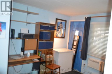 17 WARBLER LANE Quinte West (Sidney Ward) Ontario photo 7