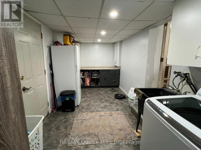 101 ROSELAND DRIVE, Quinte West (Murray Ward), Ontario, K0K1L0