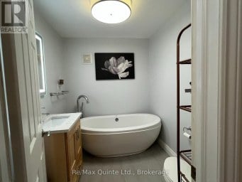 101 ROSELAND DRIVE Quinte West (Murray Ward) Ontario photo 23